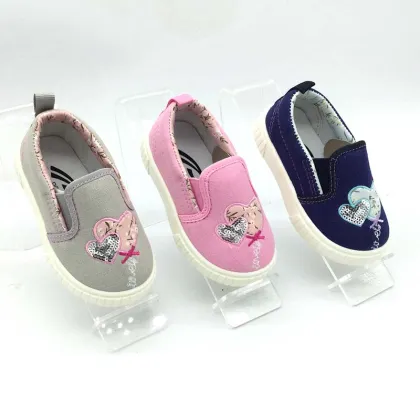 Slip on Baby Canvas Shoes Girl Casual Shoes