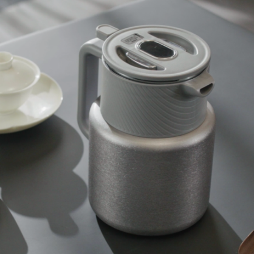 Карыстальніцкія прадукты для мэбля тытана