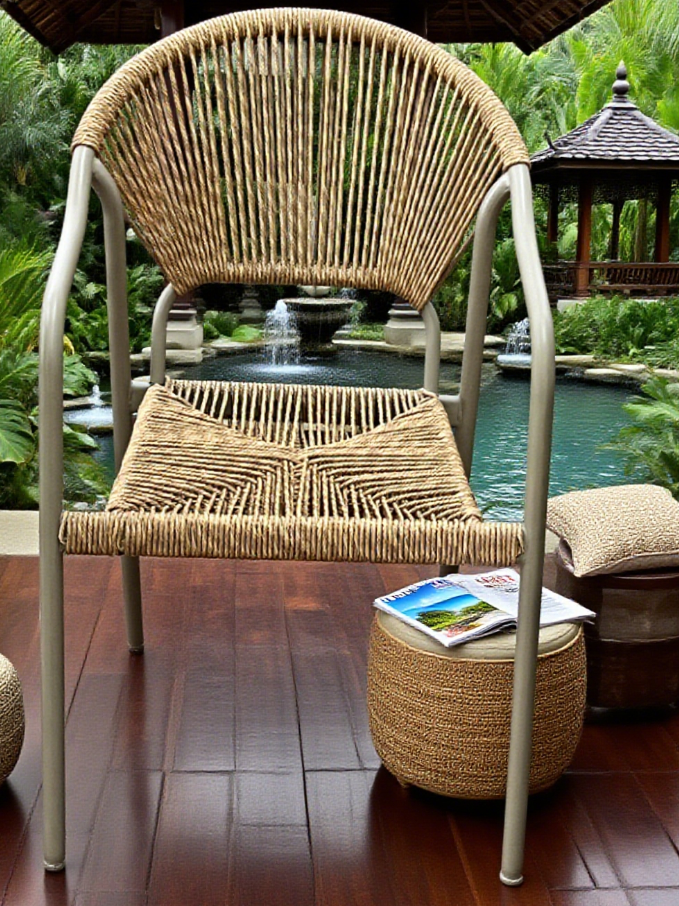 Outdoor Woven Lounge Chair