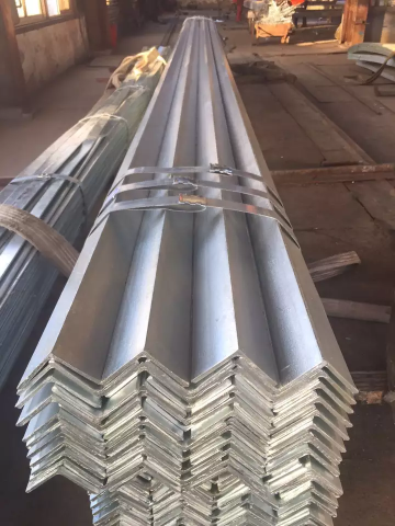 Customized Sizes Thickness Angle Galvanized Angle Iron