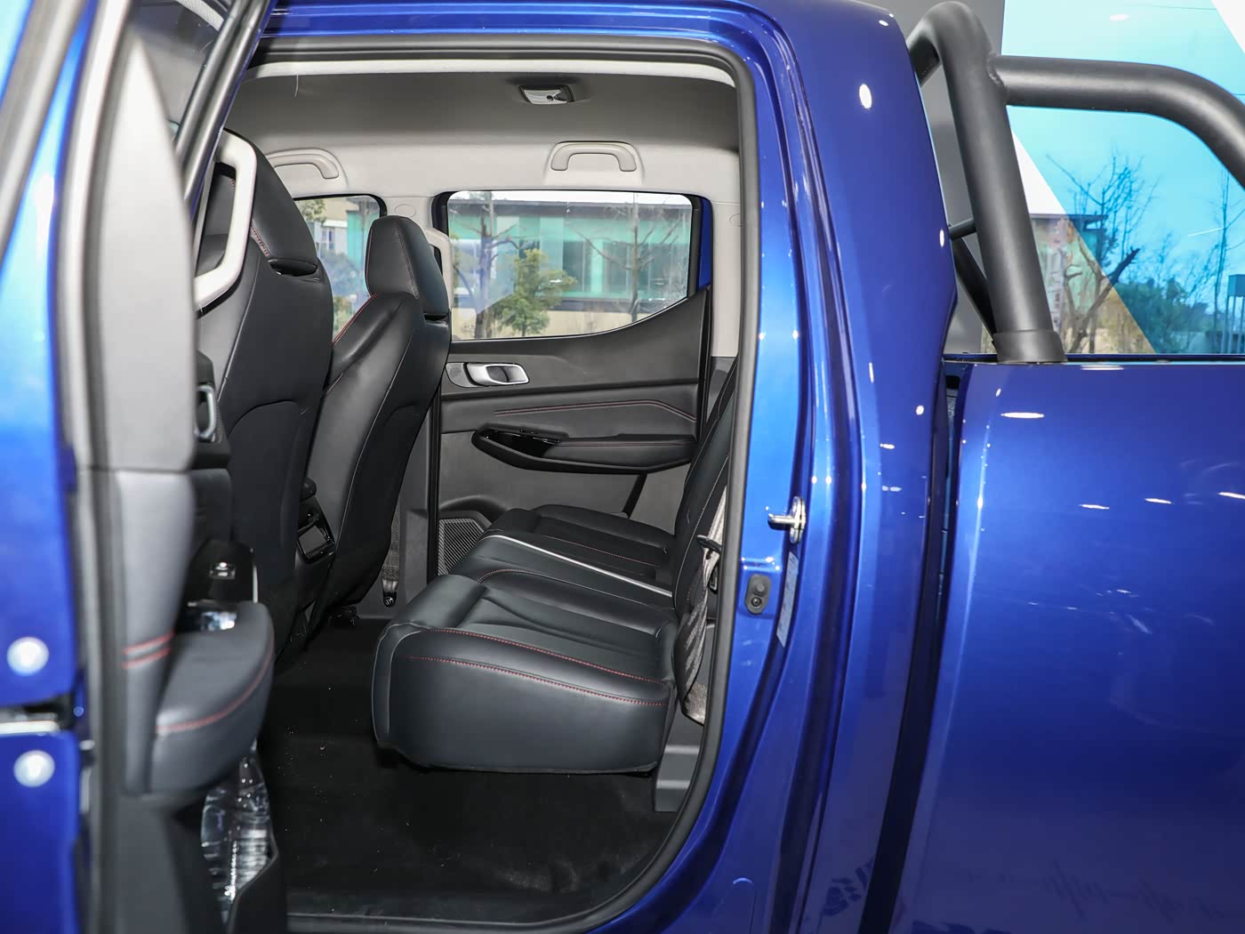 Manual 4WD Gasoline Elite Long Box