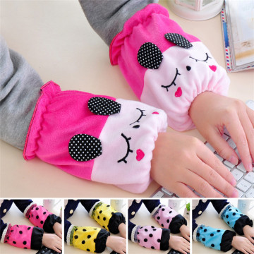 N278 Lovely cartoon sleeve cover