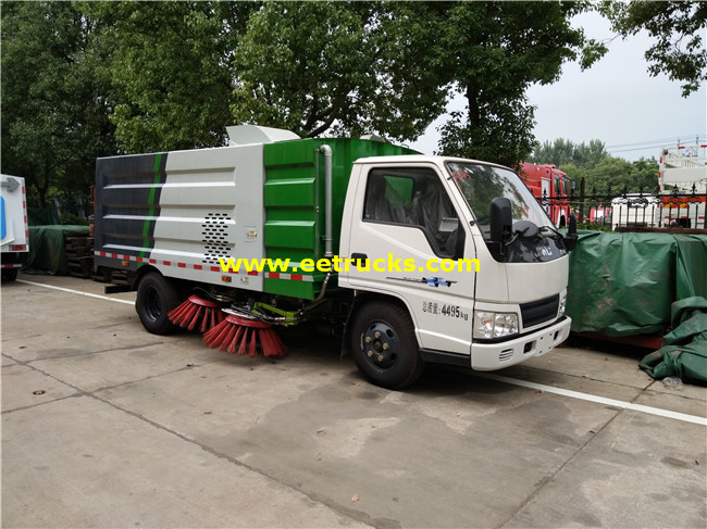 JMC 115HP 2 Ton Road Sweeper Vehicles