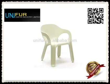 Replica Jerszy Seymour stackable armrest magis easy chair