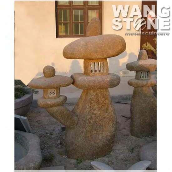 2016 Japanese Traditional Stone Yard Lantern For Sale