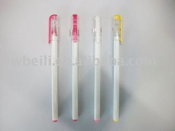 white barrel plastic ball pen