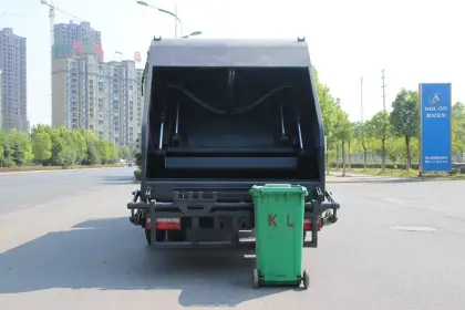 Brand New Dongfeng Truck of Waste Management 8tons