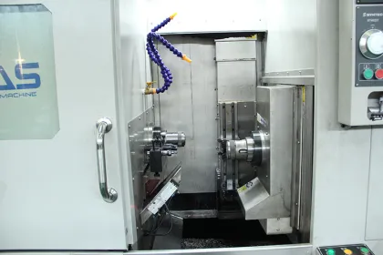 Price of DAS CNC-Drehmaschine Automatic 5000mm Grinding Drilling CNC Lathe Machine