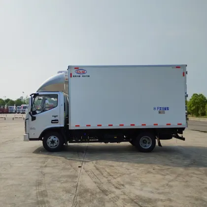 Foton refrigerated truck 6 wheels Diesel refrigerator trucks