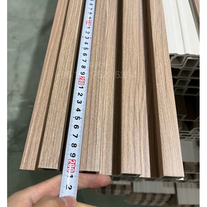 Bảng điều khiển tường WPC Fluting Tường giảm công nghệ Chứng nhận an toàn chữa cháy B1 Kháng ngọn lửa B1