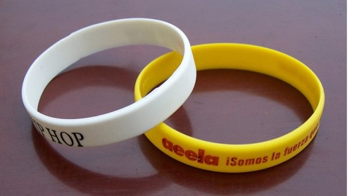 Promotional Cheap Silicone Bracelet with Silk Printing