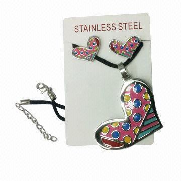 Stainless Steel Pendant with Earrings Set, Heart-shaped Design with Enamelled