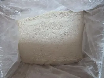 dry spicy horseradish powder