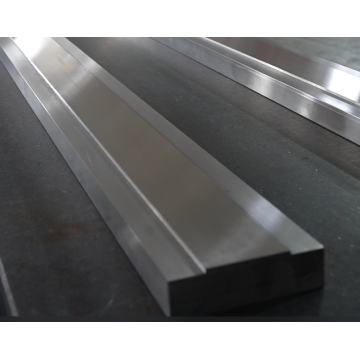 Awtomatikong linya ng produksyon ng hugis -parihaba na gabay sa tren