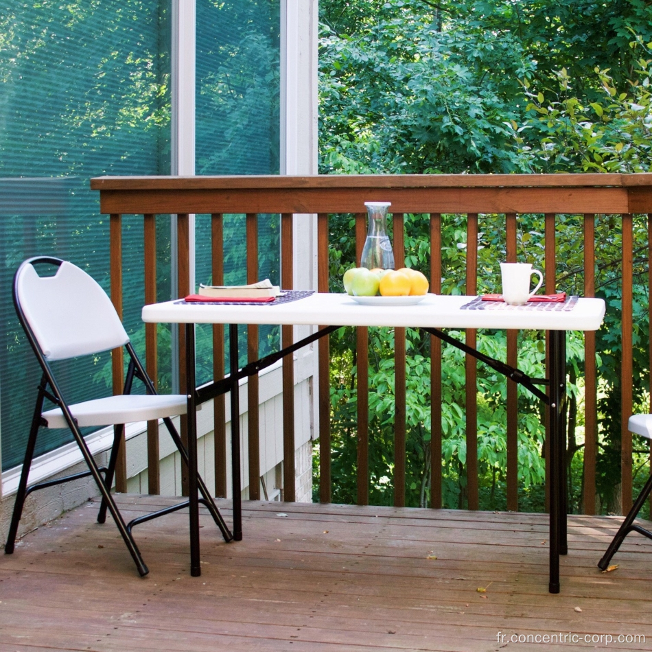 Table pliante en plastique blanc de 4 pieds