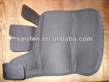 close horse protection tendon hoof boots