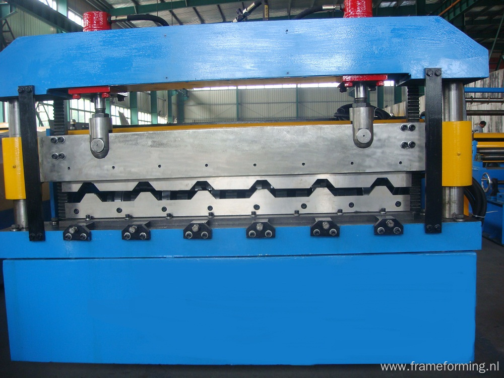 Trapezoidal Sheet Metal Machine,Zinc Roofing Roll Forming Machine