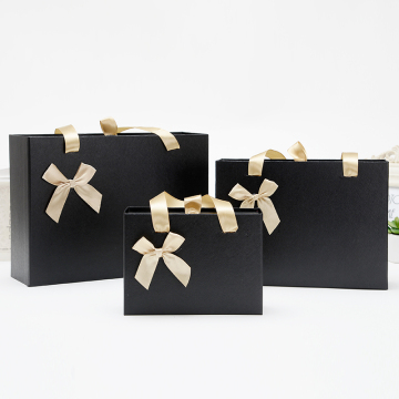 Kotak hadiah kemasan geser berwarna hitam