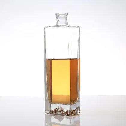 Best-Selling Glass Bottles: 500ml & 1000ml Mountain Spring Water/Soda/Whiskey with Cork