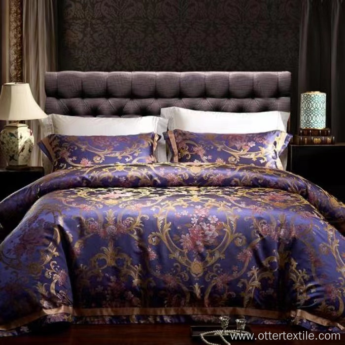 Jacquard weave mulberry silk bedding set