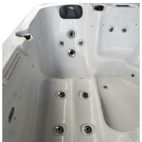 Massage hot tub 5 person outdoor spa