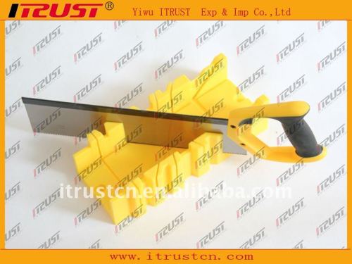 Hand saw with rubber handle