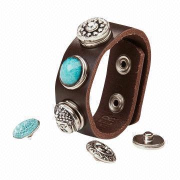Leather chunk snap bracelet with space for 3 chunks (snap charms)