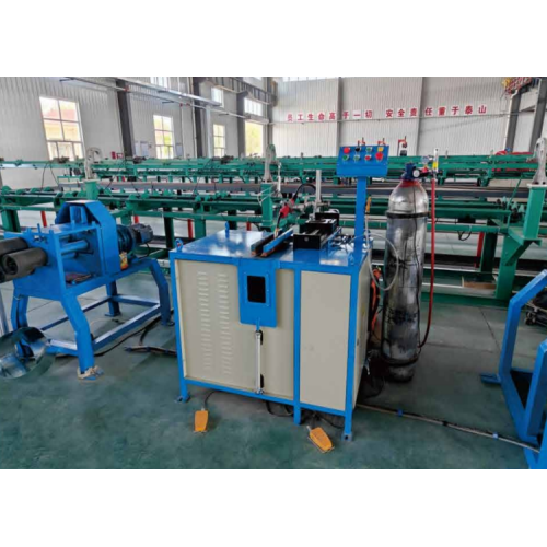 Автоматическая сварочная машина для пластин юбки