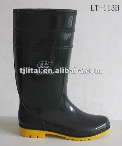 heated black fashion shoes