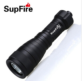 Supfire D4 Rechargeable Lithium Battery Camping Waterproof IP68 Diving Flashlight