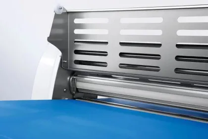 Commercial Bakery Equipment Puff Pastry Pastry Sheet Machine Laminoir Dough Sheeter for Sale