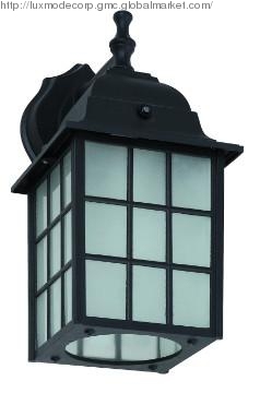 LO008 Outdoor Lamp