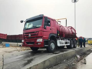 Howo 6×4 Sewage Suction Truck With Pump