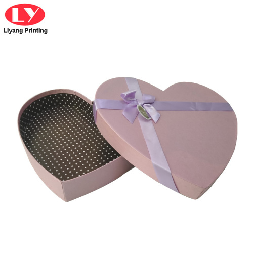 Boîte de chocolat d&#39;emballage en papier coeur rose personnalisé