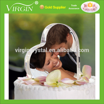 Wedding party favor 3d laser crystal acrylic heart shape cake topper, paper weight