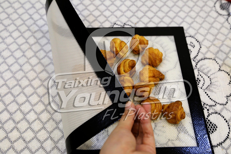 Silicone Pastry Rolling Mat