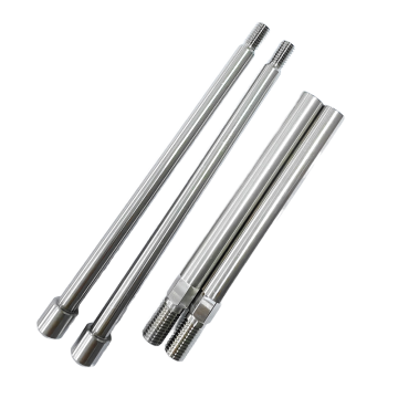 CNC-Bearbeitung langer Bolzen und Schrauben