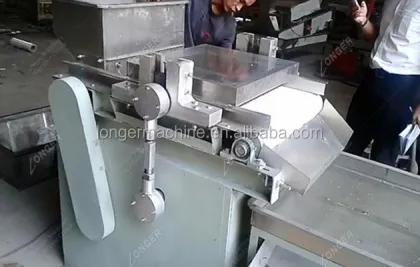 Roasted Peanut and Nut Chopping Machine - Cashew Nut Cutting Machine