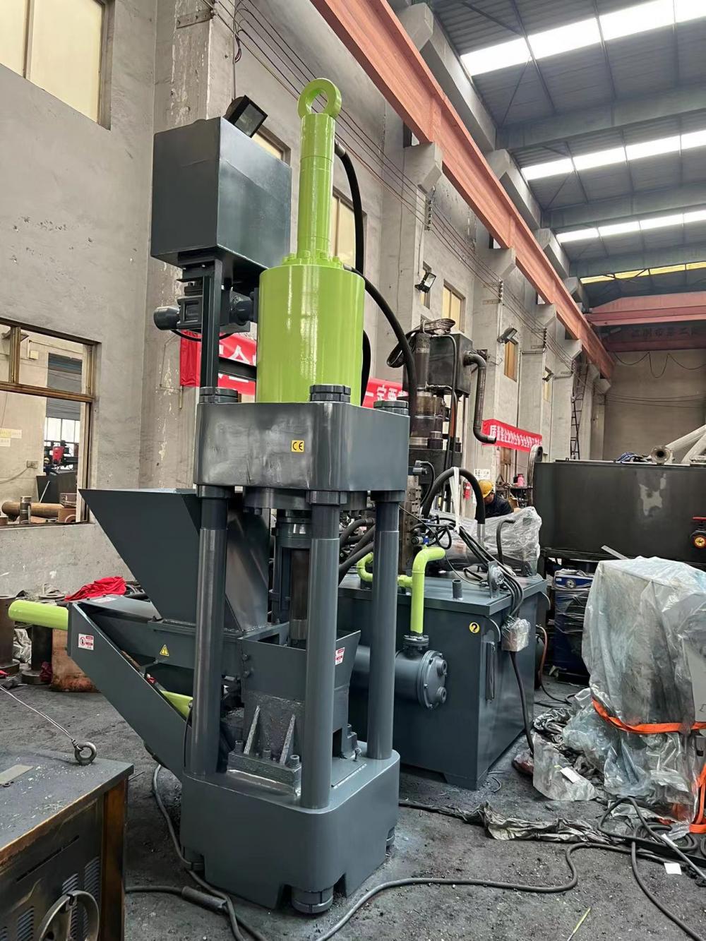 Hydraulic Vertical Scrap Iron Copper Briquette Press Machine