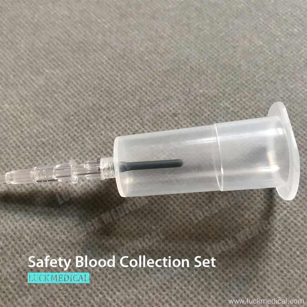 Vacuette Safety Blood Collection Set with Holder