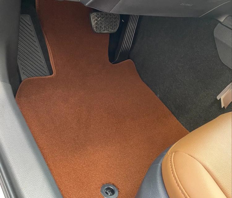 Car carpet mats