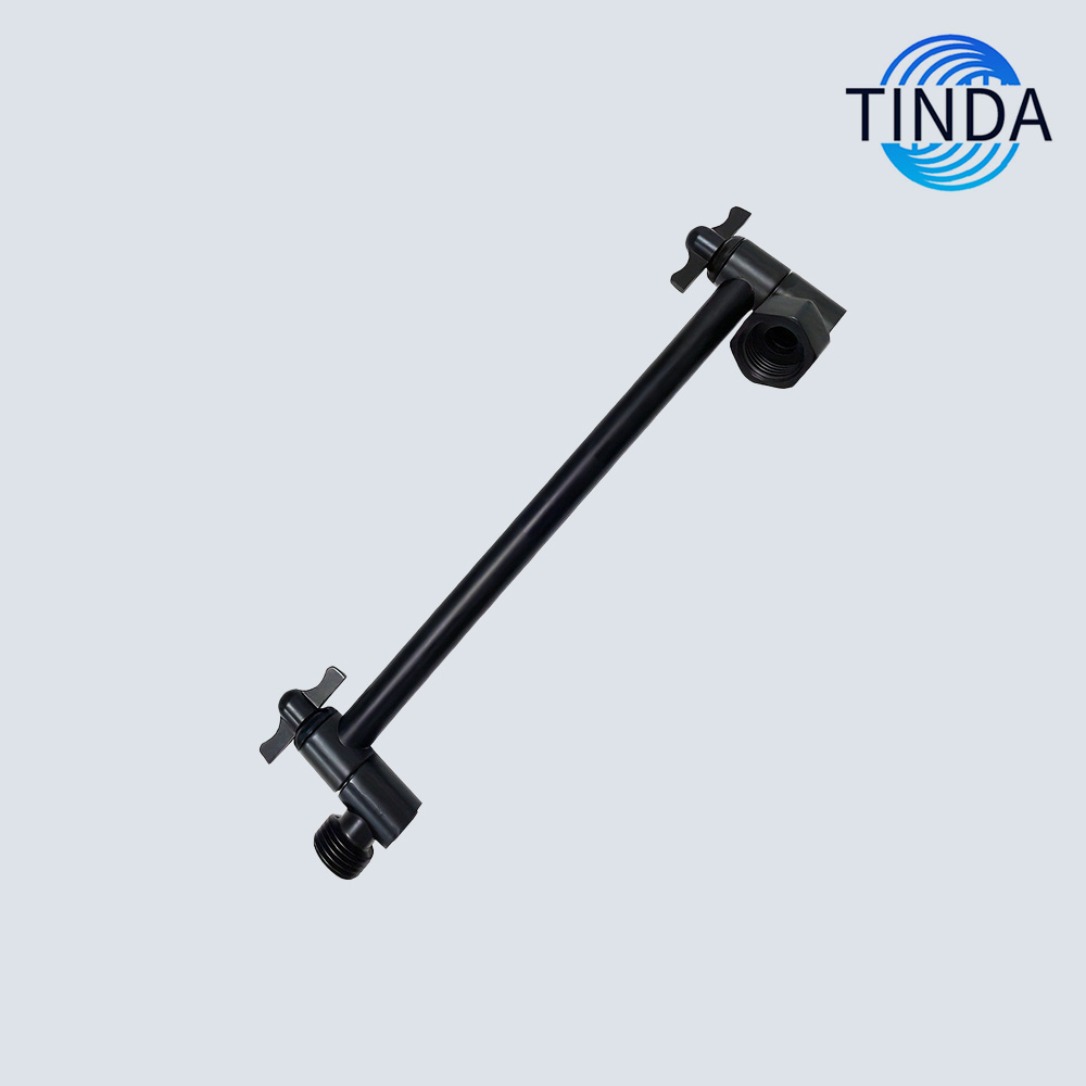 エレガントなバスルーム用のモダンなマットブラックシャワーアーム