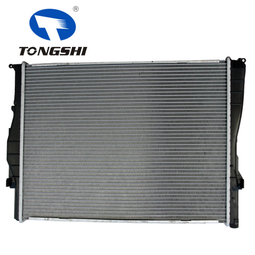 Auto Brazed Aluminum Radiator for BMW E90 N45 1.8-2.0 OEM 7547059/7549059 Auto Spare Part