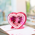 Biglietto di San Valentino pop-up 3D con cuore rosso