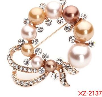 Xz-2137 Hot Sale Fashion Pearl Brooch