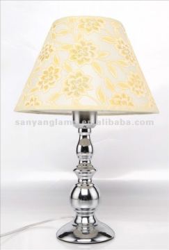 with flower shadeTable lamps for bedroom
