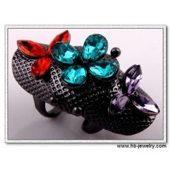 Fabulous Knuckle Rings
