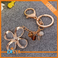 Moda claro cristal flor decorativa ouro Metal Keychain chaveiros