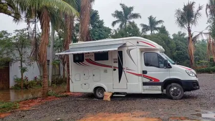 Manual Control Vinyl Awning for RV Caravan Motorhome