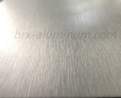 Piastra in lega di alluminio con trafilatura anodizzata